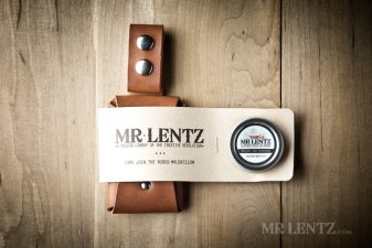 travel wallet with conditioner