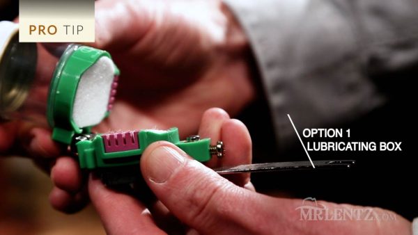 open thread lubricating box for leather sewing machine