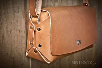 womens leather crossbody purse