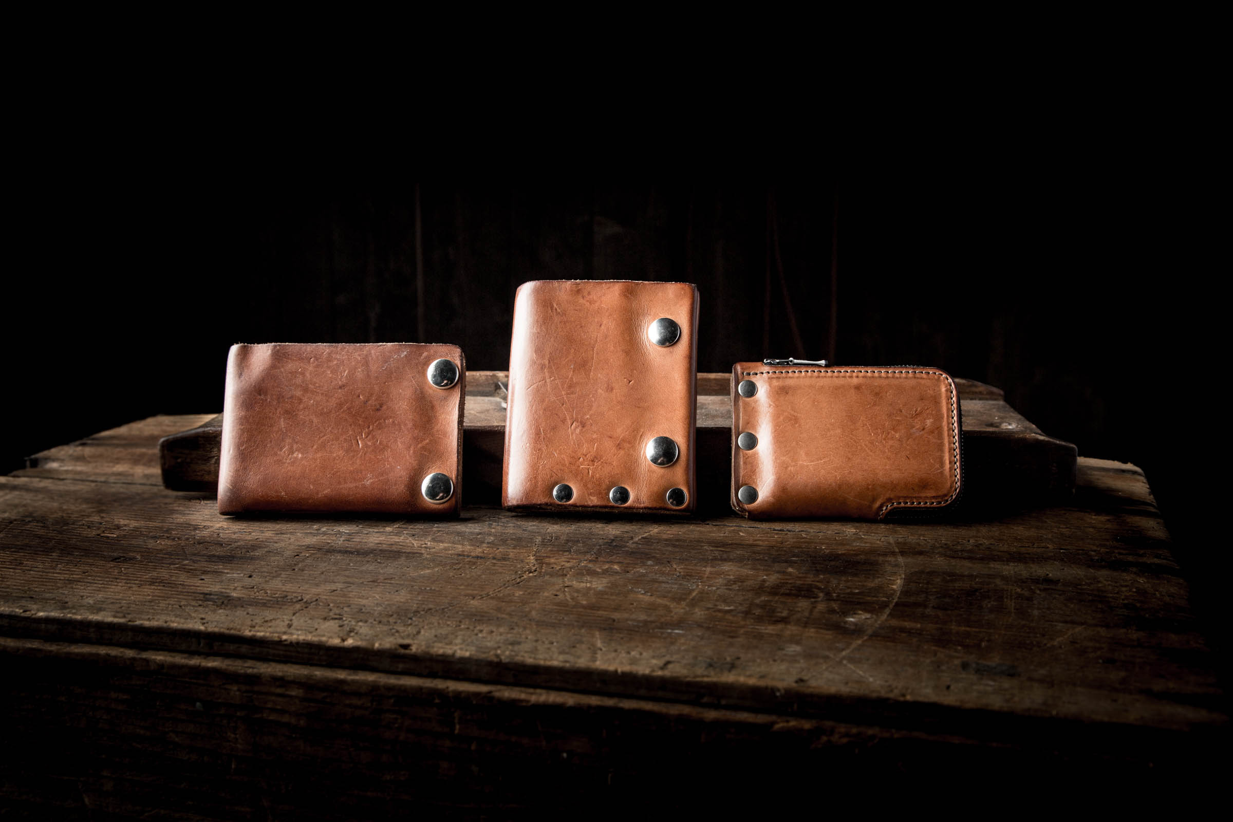 groomsmen gift wallets with personalization