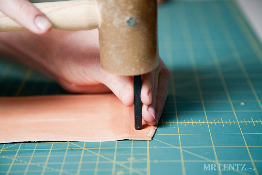 LeatherCardWalletTut_0070