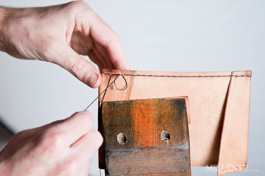 LeatherCardWalletTut_0158