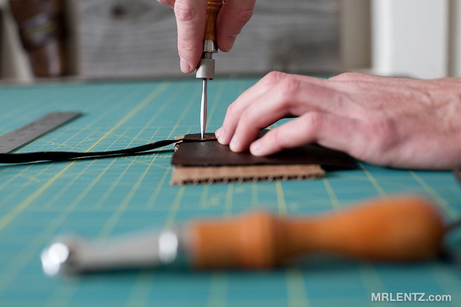 MakingOfStrapWallet01_0139.jpg