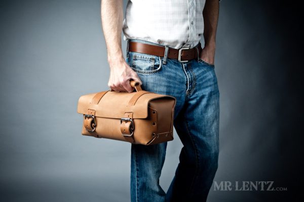 carrying mens leather work bag