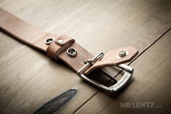 snapping leather belt