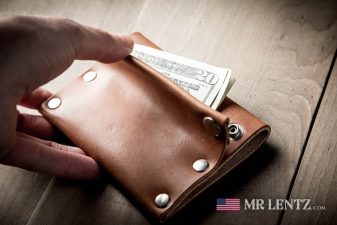 stash card wallet holds cash