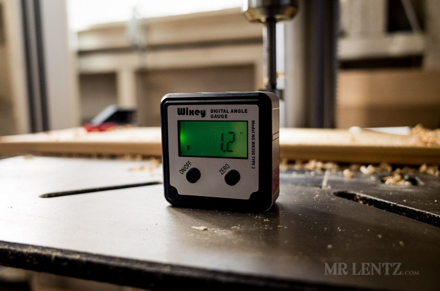 how to make a wooden bar stool